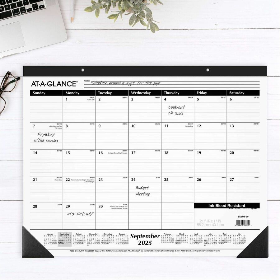 At-A-Glance 16-Month Monthly Desk Pad - Image 4